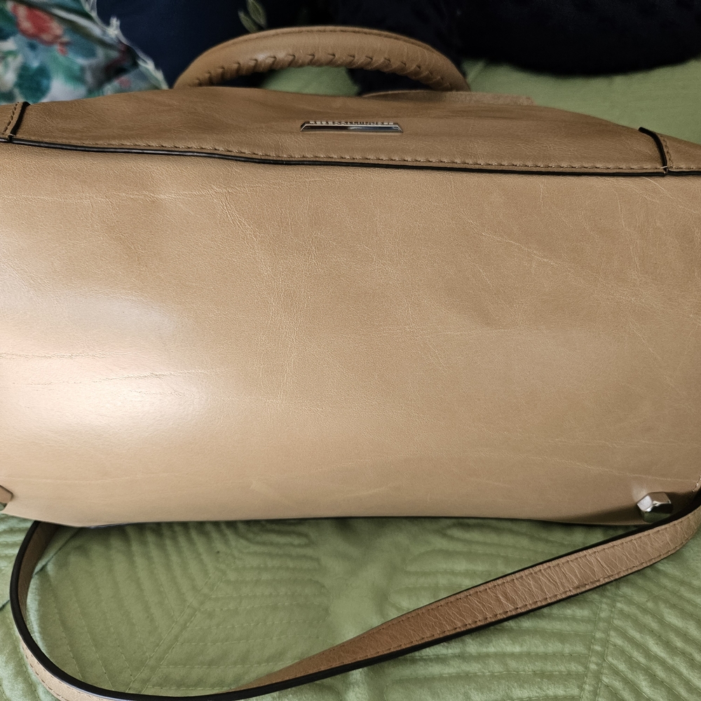 Authentic Rebbeca Minkoff - Picture 3 of 5